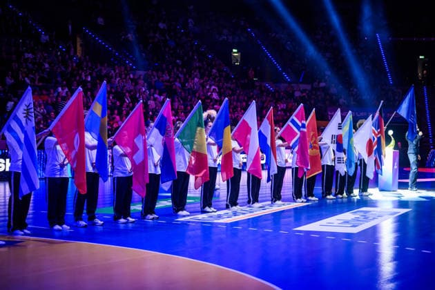 Fahnen zum Start der WM in Stuttgart GER, Deutschland - Island, Handball Weltmeisterschaft, Vorrunde, Gruppe C, 26.11.2025 GER, Deutschland - Island, Handball Weltmeisterschaft, Vorrunde, Gruppe C, 26.11.2025 Stuttgart Copyright: xSandyxDinkelackerx EP_SDR