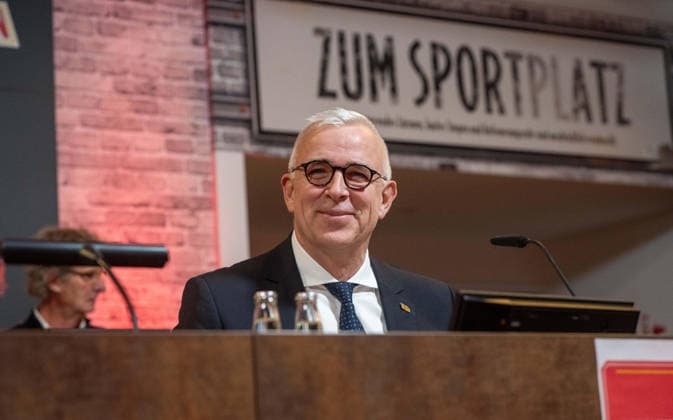 Fußball, Herren, Saison 2025 2026, 1. Bundesliga, 1. FC Union Berlin, 14. Ordentliche Hauptversammlung der An der Alten Försterei Stadionbetriebs AG, Dirk Zingler (Aufsichtsrats-Chef Stadionbetriebs AG), 26.11. 2025, Copyright: xMatthiasxKochx