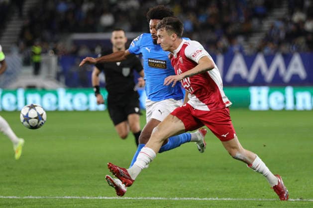 Cyprus Champions League Soccer Monaco s Alexander Golovin, center, controls the ball during the Champions League soccer match between Pafos FC and AS Monaco at Alphamega stadium in Limassol. Cyprus, Wednesday, November 26, 2025 Limassol Cyprus  Copyright: xDanilxShamkinx originalFilename:shamkin-notitle251126_np1Fh.jpg