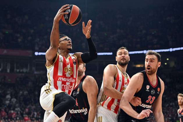 CRVENA ZVEZDA vs OLYMPIACOS CHIMA MONEKE, basketball player of Crvena Zvezda, during Euroleague match against Olympiacos, at Belgrade Arena. Belgrade, 26.11.2025 photo: MN Press photo BASKETBALL, EUROLEAGUE, CRVENA ZVEZDA, OLYMPIACOS Belgrade Belgrade Arena Serbia Copyright: xMarkoxMetlasx xMNxPressx