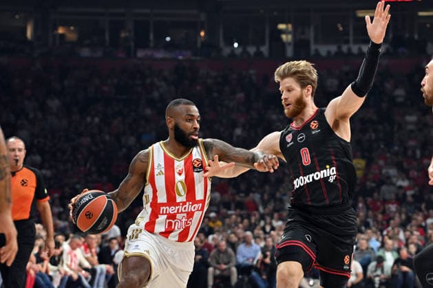 CRVENA ZVEZDA vs OLYMPIACOS CODI MILLER MCINTYRE, basketball player of Crvena Zvezda, during Euroleague match against Olympiacos, and THOMAS WALKUP, at Belgrade Arena. Belgrade, 26.11.2025 photo: MN Press photo BASKETBALL, EUROLEAGUE, CRVENA ZVEZDA, OLYMPIACOS Belgrade Belgrade Arena Serbia Copyright: xMarkoxMetlasx xMNxPressx