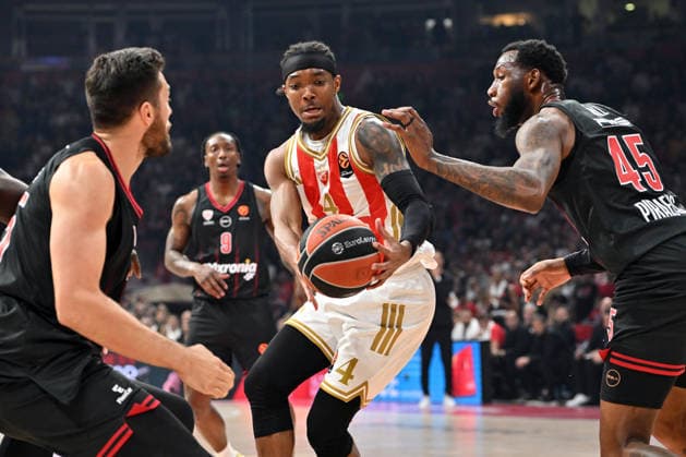CRVENA ZVEZDA vs OLYMPIACOS DEVONTE GRAHAM, basketball player of Crvena Zvezda, during Euroleague match against Olympiacos, at Belgrade Arena. Belgrade, 26.11.2025 photo: MN Press photo BASKETBALL, EUROLEAGUE, CRVENA ZVEZDA, OLYMPIACOS Belgrade Belgrade Arena Serbia Copyright: xMarkoxMetlasx xMNxPressx