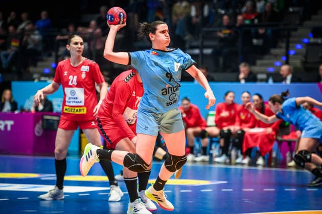 Rosina Gonzalez Majo (Uruguay, 09) GER, Serbien - Uruguay, Handball Weltmeisterschaft, Vorrunde, Gruppe C, 26.11.2025 GER, Serbien - Uruguay, Handball Weltmeisterschaft, Vorrunde, Gruppe C, 26.11.2025 Stuttgart Copyright: xSandyxDinkelackerx EP_SDR