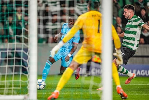 Club s Carlos Forbs pictured in action during a soccer game between Portuguese Sporting Clube de Portugal and Belgian Club Brugge KV, on Wednesday 26 November 2025 in Lisboa, Portugal, on day five of the League phase of the UEFA Champions League tournament. JOMAxGARCIAxIxGISBERT  x144489541x