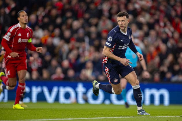 Football - UEFA Champions League - League Phase - Liverpool FC v PSV Eindhoven LIVERPOOL, ENGLAND - Wednesday, November 26, 2025: PSV Eindhoven s Ivan Perisic scores the first goal with a penalty kick during the UEFA Champions League match between Liverpool FC and PSV Eindhoven at Anfield. (Photo by David Rawcliffe Propaganda) LIVERPOOL Anfield MERSEYSIDE ENGLAND  Copyright: xDavidxRawcliffex P2025-11-26-Liverpool_PSV