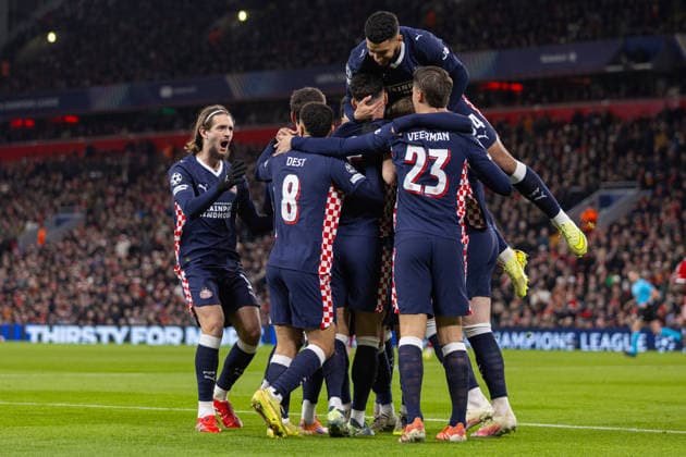 Football - UEFA Champions League - League Phase - Liverpool FC v PSV Eindhoven LIVERPOOL, ENGLAND - Wednesday, November 26, 2025: PSV Eindhoven celebrate the first goal during the UEFA Champions League match between Liverpool FC and PSV Eindhoven at Anfield. (Photo by David Rawcliffe Propaganda) LIVERPOOL Anfield MERSEYSIDE ENGLAND  Copyright: xDavidxRawcliffex P2025-11-26-Liverpool_PSV-11