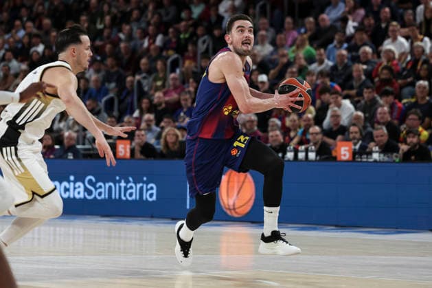 November 26, 2025, Barcelona, Barcelona, Spain: Tomas Satoransky of FC Barcelona, Barca in action during the EuroLeague Regular Season Round 13 match played between FC Barcelona and LDLC Asvel Villeurbanne at Palau Blaugrana on November 26, 2025 in Barcelona, Spain. Barcelona Spain - ZUMAa181 20251126_zaa_a181_127 Copyright: xJavierxBorregox