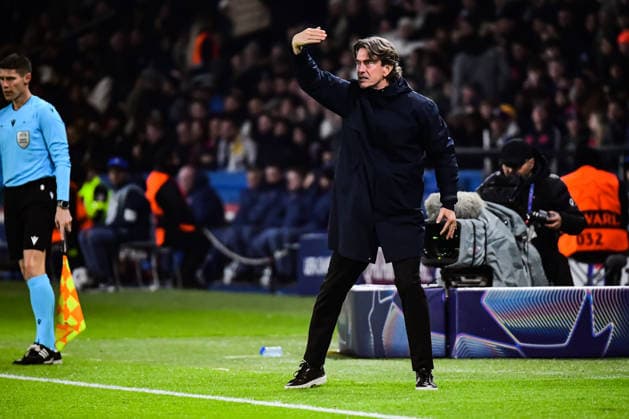 FOOTBALL : Paris Saint Germain vs Tottenham Hotspur Football Club - Ligue des Champions - Phase de Ligue - JournÃ e 5 - 26 11 2025 Thomas Frank (Tottenham Hotspur) ParisFrance  Copyright: xBaptistexAutissierx