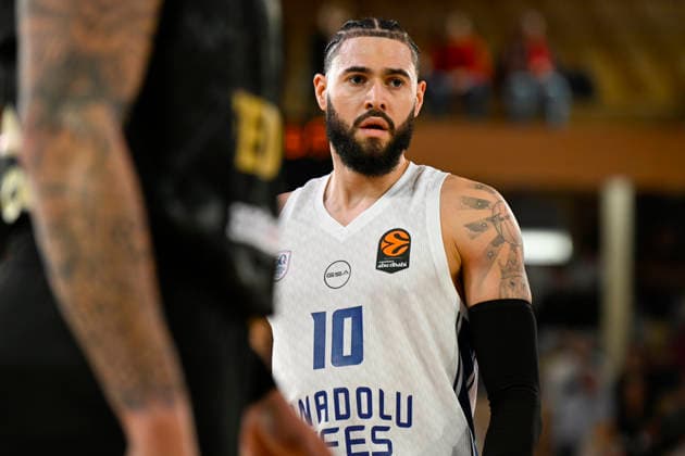 BASKET-BALL : AS Monaco VS Anadolu Efes Spor Kulübü - Turkish Airlines EuroLeague - 26 11 2025 IsaÃ¯a Cordinier (AEI) - Turkish Airlines EuroLeague match between AS Monaco and Anadolu Efes Spor Kulübü on November 26, 2025 at the Louis II Stadium in Monaco. MonacoMonaco  Copyright: xWilliamxCannarellax