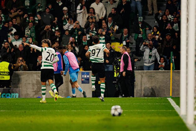 Luis Suarez seen celebrating after goal during Champions League league phase game between Sporting CP and Clube Brugge KV (Luis Loureiro Ball Raw Images) Lisbon Estadio Jose Alvalade Portugal Copyright: xLuisxLoureirox luisloureiro_sporting_club_brugge_2526-61