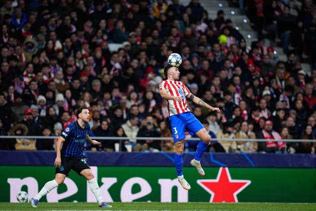 November 26, 2025, Madrid, Madrid, Spain: Matteo Ruggeri of Atletico de Madrid in action during the UEFA Champions League 2025 26 League Phase MD5 match between Atletico de Madrid and FC Internazionale Milano at Riyadh Air Metropolitano on November 26, 2025, in Madrid, Spain. Madrid Spain - ZUMAa181 20251126_zaa_a181_305 Copyright: xDennisxAgyemanx
