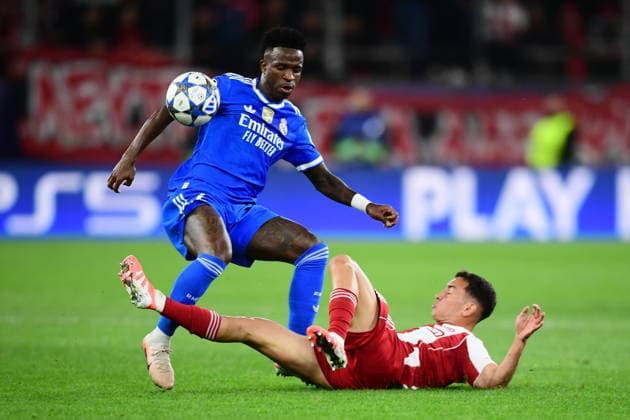 November 26, 2025, Piraeus, Piraeus, Greece: Vinicius Junior of Real Madrid CF in action during the UEFA Champions League 2025 26 League Phase MD5 match between Olympiacos FC and Real Madrid C.F. at Stadio Georgios Karaiskakis on November 26, 2025 in Piraeus, Greece. Piraeus Greece - ZUMAa181 20251126_zaa_a181_335 Copyright: xEurokinissix
