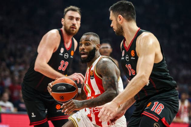 Crvena Zvezda v Olympiacos - EuroLeague BELGRADE, SERBIA - NOVEMBER 26: Codi Miller-McIntyre of Crvena Zvezda Meridianbet Belgrade during the EuroLeague Regular Season Round 13 match between Crvena Zvezda Meridianbet Belgrade and Olympiacos Piraeus at Belgrade Arena in Belgrade, Serbia on November 26, 2025. Filip Stevanovic Anadolu Belgrade Serbia. Editorial use only. Please get in touch for any other usage.  Copyright: x2025xAnadoluxFilipxStevanovicx