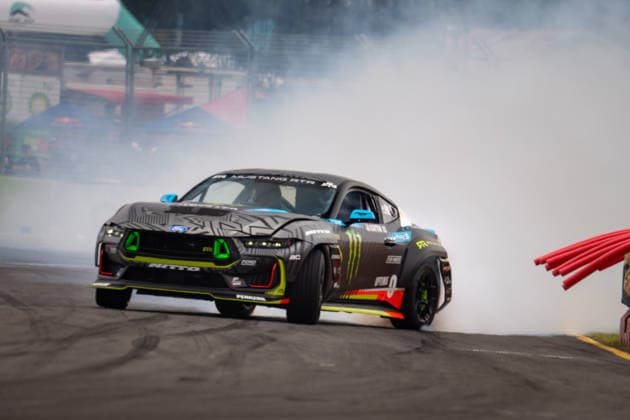 November 27, 2025, Adelaide, South Australia, Australia: 2x Formula Drift Champion VAUGHN GITTIN JR for RTR Motorsport during the Penrite Drift All Stars on track demos on Thursday at the BP Ultimate Adelaide Grand Final. Adelaide Australia - ZUMAf186 20251127_zsp_f186_034 Copyright: xJamesxForresterx