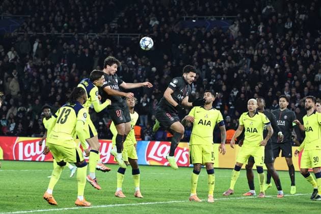 CHAMPIONS LEAGUE PSG - TOTTENHAM PHOTOPQR LE PARISIEN LP Fred Dugit ; Paris ; 26 11 2025 ; Sports Parc des Princes, Paris (XVIe), le 26 11 2025 5e journée de Ligue des Champions Psg-Tottenham 87 João Neves 9 Gonçalo Ramos LP Fred Dugit
