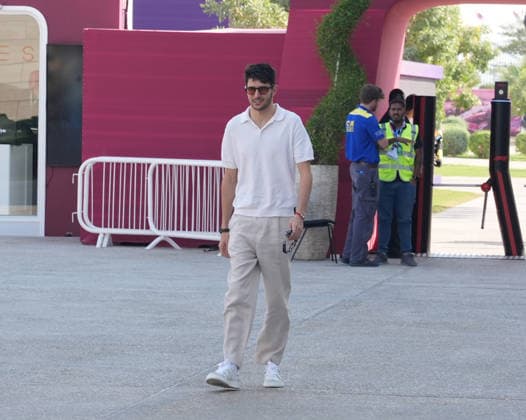 Formula 1 Qatar Airways Qatar Grand Prix 2025 27.11.2025, Losail International Circuit, Doha, Formula 1 Qatar Airways Qatar Grand Prix 2025 ,im Bild Esteban Ocon (FRA), MoneyGram Haas F1 Team