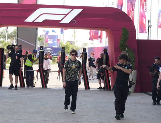 Formula 1 Qatar Airways Qatar Grand Prix 2025 27.11.2025, Losail International Circuit, Doha, Formula 1 Qatar Airways Qatar Grand Prix 2025 ,im Bild Andrea Kimi Antonelli (ITA), Mercedes-AMG Petronas Formula One Team