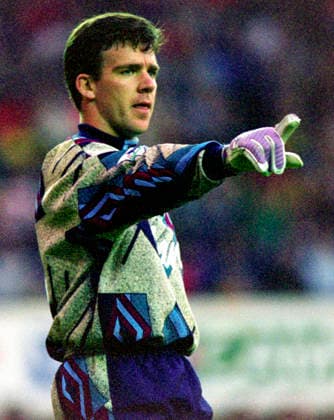 930818 Football, Premier League 1993-1994, Manchester United, ManU - Sheffield United: Sheffield United goalkeeper Alan Kelly. Photo: BILDBYRAN D165_01 D165_01 scanx football fotboll soccer Premier League Manchester United Sheffield United england season 1993-1994 1993-94 1993 94 1993 august 18 bbeng dia Copyright: BILDBYRAN BB930818BB054