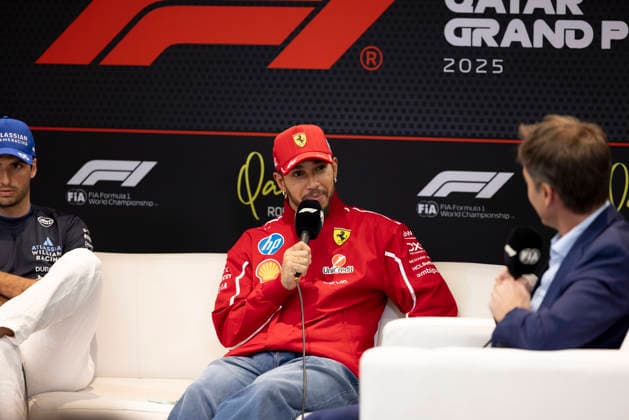Formula 1 Qatar Airways Qatar Grand Prix 2025 Alexis Perrin OVERTAKE MAXPPP - Lusail 27 11 2025 44 HAMILTON Lewis (gbr), Scuderia Ferrari HP, portrait press conference, PK, Pressekonferenz at the Formula 1 Qatar Airways Qatar Grand Prix 2025, the 23rd round of the 2025 FIA Formula 1 World Championship, WM, Weltmeisterschaft at the Lusail International Circuit in Lusail, Qatar, from 27 to 30 November 2025 Lusail Lusail International Circuit Qatar  Copyright: xOVERTAKE MAXPPPxAlexisxPerrinx OVT202511275433 OVT202511275433