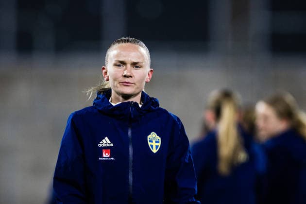251127 Matilda Vinberg during warm up ahead of the under-23 International Friendly, Länderspiel, Nationalmannschaft football match between Sweden and Italy on November 27, 2025 in Västeras. Photo: Kenta Jönsson BILDBYRAN COP 210 KJ0289 fotboll football soccer fotball u23 under 23 sverige sweden italien italy dam bbeng Copyright: KENTAxJÖNSSON BB251127KJ014