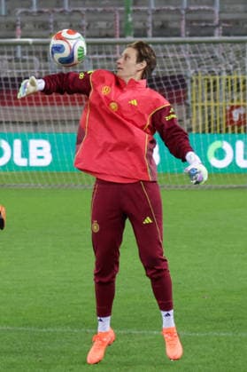27.11.2025, xgrfx, Fussball DFB Medientermine, DFB Deutsche Frauennationalmannschaft - Training v.l. Ann-Kathrin Berger (Deutsche Frauennationalmannschaft) (DFL DFB REGULATIONS PROHIBIT ANY USE OF PHOTOGRAPHS as IMAGE SEQUENCES and or QUASI-VIDEO) Frankfurt am Main