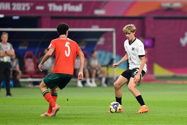 SOCCER - 2025 FIFA U17, U 17 World Cup DOHA,QATAR,27.NOV.25 - SOCCER - FIFA Under 17 World Cup Qatar 2025, final, Portugal vs Austria. Image shows Rafael Feldinger (AUT).  GEPAxpictures xRanjithxKumar