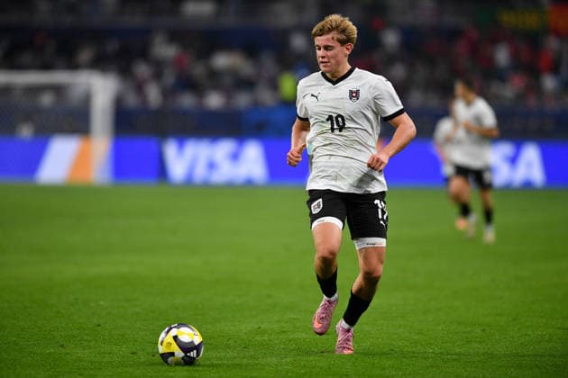 SOCCER - 2025 FIFA U17, U 17 World Cup DOHA,QATAR,27.NOV.25 - SOCCER - FIFA Under 17 World Cup Qatar 2025, final, Portugal vs Austria. Image shows Johannes Moser (AUT).  GEPAxpictures xRanjithxKumar
