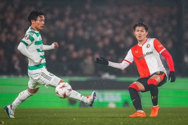 ROTTERDAM , 27-11-2025 , Stadium Feijenoord De Kuip , season 2025 2026 , UEFA Europa League football , match between Feyenoord and Celtic , picture shows Feyenoord player Tsuyoshi Watanabe Feyenoord - Celtic  x32218306x Copyright: