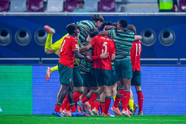 WM Fussball FIFA U17, U 17 U 17 U 17 U 17 Weltmeisterschaft Katar 2025, Portugal vs Österreich - Finale: Tor und Torjubel zum 1:0 durch ANISIO CABRAL Freude, Emotionen, Jubel Copyright: xRedhaxHosnixSegganix