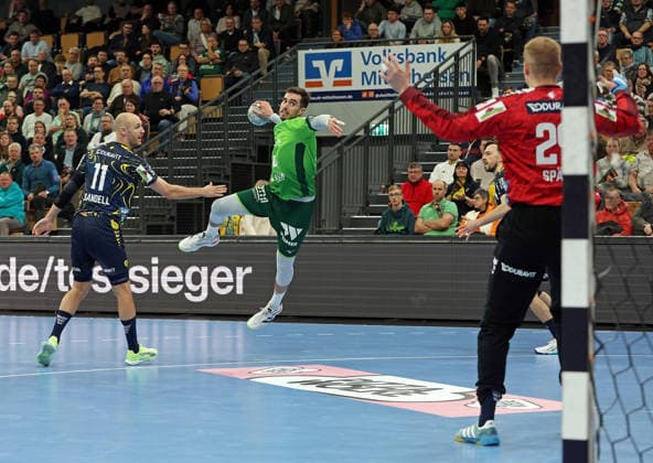 27.11.2025, xovx, Handball Daikin Handball Bundesliga, HSG Wetzlar - Rhein-Neckar Löwen v.l. Lukas Sandell (Rhein-Neckar Löwen), Filip Vistorop (HSG Wetzlar), Patrick Groetzki (Rhein-Neckar Löwen), David Späth (Rhein-Neckar Löwen) Wetzlar Buderus-Arena Hessen Deutschland (DE)
