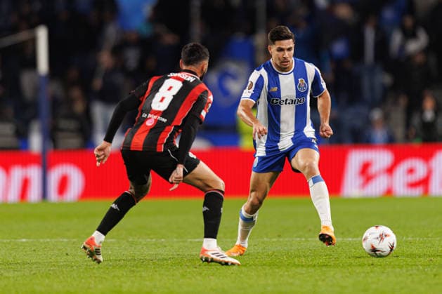 Francisco Moura seen during UEFA Europa League game between teams of FC Porto and OGC Nice (Bernardo Benjamim Ball Raw Images) Porto Estadio do Dragao Portugal Copyright: xBernardoxBenjamimx bernardobenjamim_fcporto_nice_2526-63