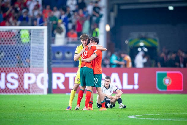 WM Fussball FIFA U17, U 17 U 17 U 17 U 17 U 17 Weltmeisterschaft Katar 2025, Portugal vs Österreich - Finale: Portugal wird Weltmeister nach dem 1:0 Sieg über Österreich durch Tor von ANISIO CABRAL Freude, Emotionen, Jubel - Trauer bei Österreich Copyright: xRedhaxHosnixSegganix
