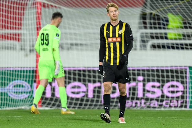 251127 Filip Helander of Häcken looks dejected during the UEFA Conference League between Zrinjski Mostar and Häcken on November 27, 2025 in Mostar. Photo: Daniel Stiller BILDBYRAN kod DS DS0531 fotboll football soccer fotball uefa conference league conference league zrinjski mostar häcken bbeng bbauto depp Copyright: DANIELxSTILLER BB251127DS037