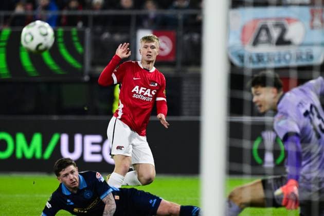 ALKMAAR - Isak Jensen of AZ during the Conference League match between AZ Alkmaar and Shelbourne FC at the AFAS Stadium on November 27, 2025, in Alkmaar, Netherlands. ANP OLAF KRAAK UEFA Conference League - matchday 4 2025-2026 xVIxANPxSportx xxANPxIVx 543233750 originalFilename: 543233750.jpg