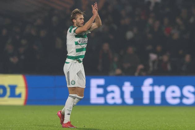2025-11-27 Feyenoord v Celtic FC - UEFA Europa League, League phase, MD5 ROTTERDAM, NETHERLANDS - NOVEMBER 27: Benjamin Nugren of Celtic FC celebrates after scoring the third goal of the team during the UEFA Europa League, League phase, MD5 match between Feyenoord and Celtic FC at Stadion Feijenoord on November 27, 2025 in Rotterdam, Netherlands. Rotterdam Stadion Feijenoord Netherlands Content not available for redistribution in The Netherlands directly or indirectly through any third parties. Copyright: xHansxvanxderxValkx