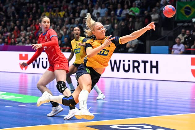 STUTTGART, GERMANY 20251127 Sweden s Nina Koppang during Thursday s group stage match in Group G of the Women s Handball World Championship, WM, Weltmeisterschaft between Sweden and the Czech Republic at the Porsche Arena in Stuttgart, Germany. STUTTGART GERMANY x10070x