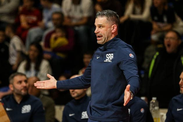 Serbia v Switzerland - FIBA World Cup European Qualifiers BELGRADE, SERBIA - NOVEMBER 27: Head coach of Serbia Dusan Alimpijevic gestures during the FIBA World Cup European Qualifiers group C first round basketball match between Serbia and Switzerland at Aleksandar Nikolic Hall in Belgrade, Serbia on November 27, 2025. Filip Stevanovic Anadolu Belgrade Serbia. Editorial use only. Please get in touch for any other usage.  Copyright: x2025xAnadoluxFilipxStevanovicx
