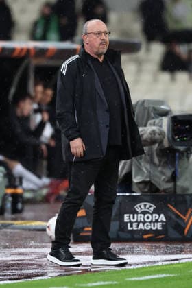 SOCCER - UEFA EL, Panathinaikos vs Sturm GRAZ,AUSTRIA,27.NOV.25 - SOCCER - UEFA Europa League, Panathinaikos Athen vs SK Sturm Graz. Image shows head coach Raphael Benitez (Panathinaikos).  GEPAxpictures xChrisxBauer