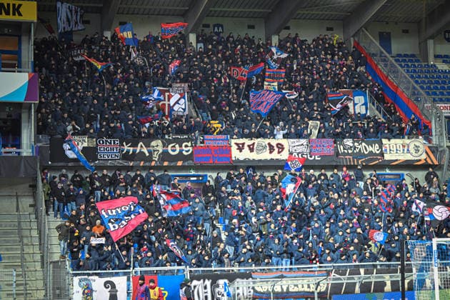 Belgien, Fußball, UEFA Europa League, 5. Spieltag, 2025 2026, KRC Genk vs FC Basel 1893, 27.11.2025, Cegeka Arena, Genk, Belgien, Fans des FC Basel Copyright: xMarkusxVerwimpx