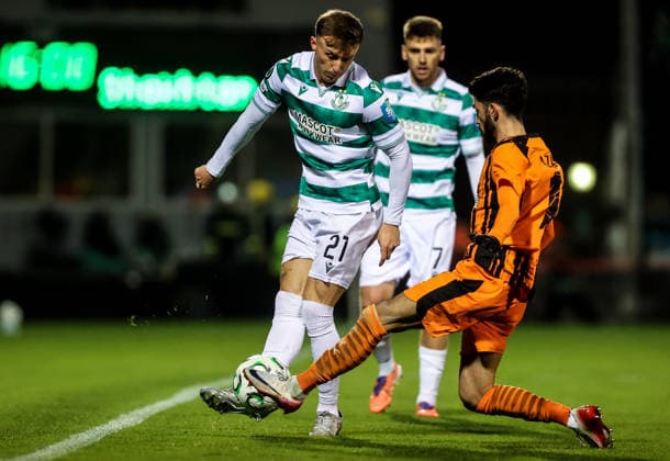 UEFA Europa Conference League Group Phase, Tallaght Stadium, Dublin 27 11 2025 Shamrock Rovers vs Shakhtar Donetsk Shamrock Rovers Danny Grant comes up against Isaque of Shakhtar Donetsk Danny Grant comes up against Isaque 27 11 2025  Copyright: x INPHO BryanxKeanex CU9I3082