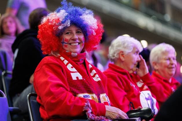 Norwegischer Fan, Norwegen vs Suedkorea, Handball, IHF Handball Weltmeisterschaft der Frauen, 1. Spieltag, 27.11.2025 Norwegen vs Suedkorea, Handball, IHF Handball Weltmeisterschaft der Frauen, 1. Spieltag, 27.11.2025 Copyright: xEibner-Pressefoto AlexanderxNeisx EP_ANS