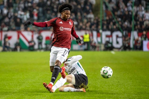 Legia Warsaw vs Sparta Prague - UEFA Conference League Angelo Preciado during UEFA Conference League match between Legia Warsaw and Sparta Prague in Warsaw,Poland on November 27, 2025 NO SALES POLAND Warsaw Poland  Copyright: xAndrzejxIwanczukx originalFilename:iwanczuk-legiawar251127_npRge.jpg