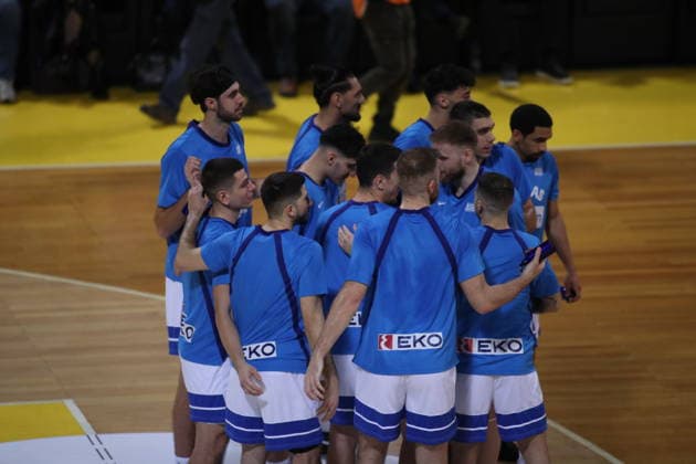 FIBA World Cup European Qualifiers - Greece vs Romania - Players of Greece react during the FIBA World Cup European Qualifiers 1st round group B basketball match between Greece and Romania held at Nick Galis Hall, on November 27, 2025, in Thessaloniki, Greece. IMAGO ONE INCH PRODUCTIONS THESSALONIKI GREECE Copyright: xOnexInchxProductionsx 6752958