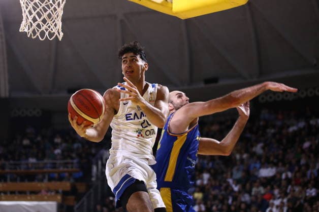FIBA World Cup European Qualifiers - Greece vs Romania - Alexandros Samodurov of Greece in action during the FIBA World Cup European Qualifiers 1st round group B basketball match between Greece and Romania held at Nick Galis Hall, on November 27, 2025, in Thessaloniki, Greece. IMAGO ONE INCH PRODUCTIONS THESSALONIKI GREECE Copyright: xOnexInchxProductionsx 6753309