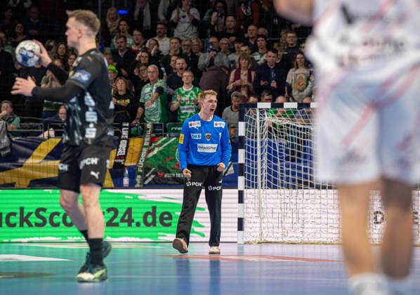 Handball, Herren, Saison 2025 2026, Champions League (Gruppe A, 9. Spieltag), Füchse Berlin - One Veszprem HC, Torhüter Lasse Ludwig (Füchse Berlin), 27.11.2025, Copyright: xSebastianxRäppold MatthiasxKochx
