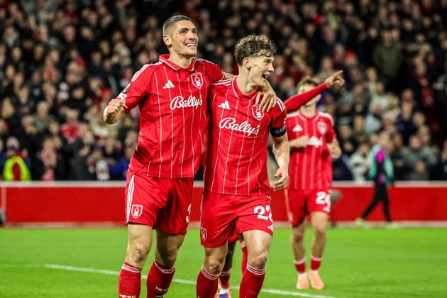 UEFA Europa League Matchday 5 of 8 Nottingham Forest v Malmo FF Nikola Milenkovic of Nottingham Forest celebrates his goal to make it 3-0 during the UEFA Europa League Matchday 5 of 8 Nottingham Forest vs Malmo FF at City Ground, Nottingham, United Kingdom, 27th November 2025 (Photo by Mark Cosgrove News Images) Nottingham City Ground Nottinghamshire United Kingdom Copyright: xMarkxCosgrove NewsxImagesx