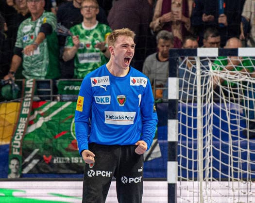 Handball, Herren, Saison 2025 2026, Champions League (Gruppe A, 9. Spieltag), Füchse Berlin - One Veszprem HC, Torhüter Lasse Ludwig (Füchse Berlin), 27.11.2025, Copyright: xSebastianxRäppold MatthiasxKochx