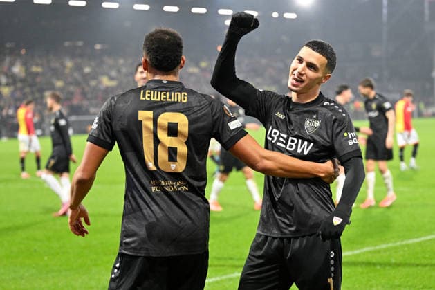 Deventer, De Adelaarshorst , 27.11.25, NLD, Herren, UEFA Europa Leaugue, Saison 2025-2026, Go Ahead Eagles Deventer - VfB Stuttgart Bild: Bilal EL KHANNOUSS (Stuttgart) jubelt nach seinem Tor zum 0:3 UEFA regulations prohibit any use of photographs as image sequences and or quasi-video. Overijssel Niederlande