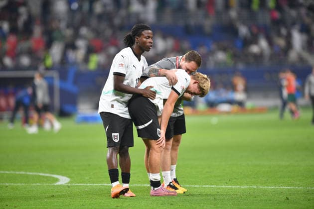 SOCCER - 2025 FIFA U17, U 17 World Cup DOHA,QATAR,27.NOV.25 - SOCCER - FIFA Under 17 World Cup Qatar 2025, final, Portugal vs Austria. Image shows the disappointment of Johannes Moser (AUT).  GEPAxpictures xRanjithxKumar