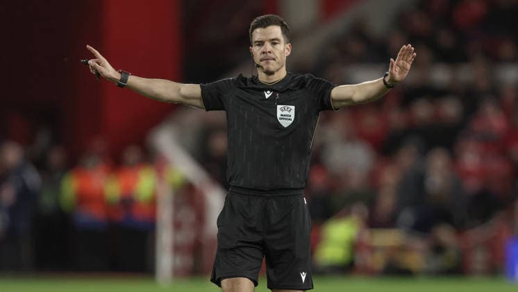 Nottingham Forest v Malmo FF Europa League 27 11 2025. Referee Harm Osmers reacts during the Europa League match between Nottingham Forest and Malmo FF at the City Ground, Nottingham, England on 27 November 2025. Editorial use only , Copyright: xJezxTighex PSI-23286-0085